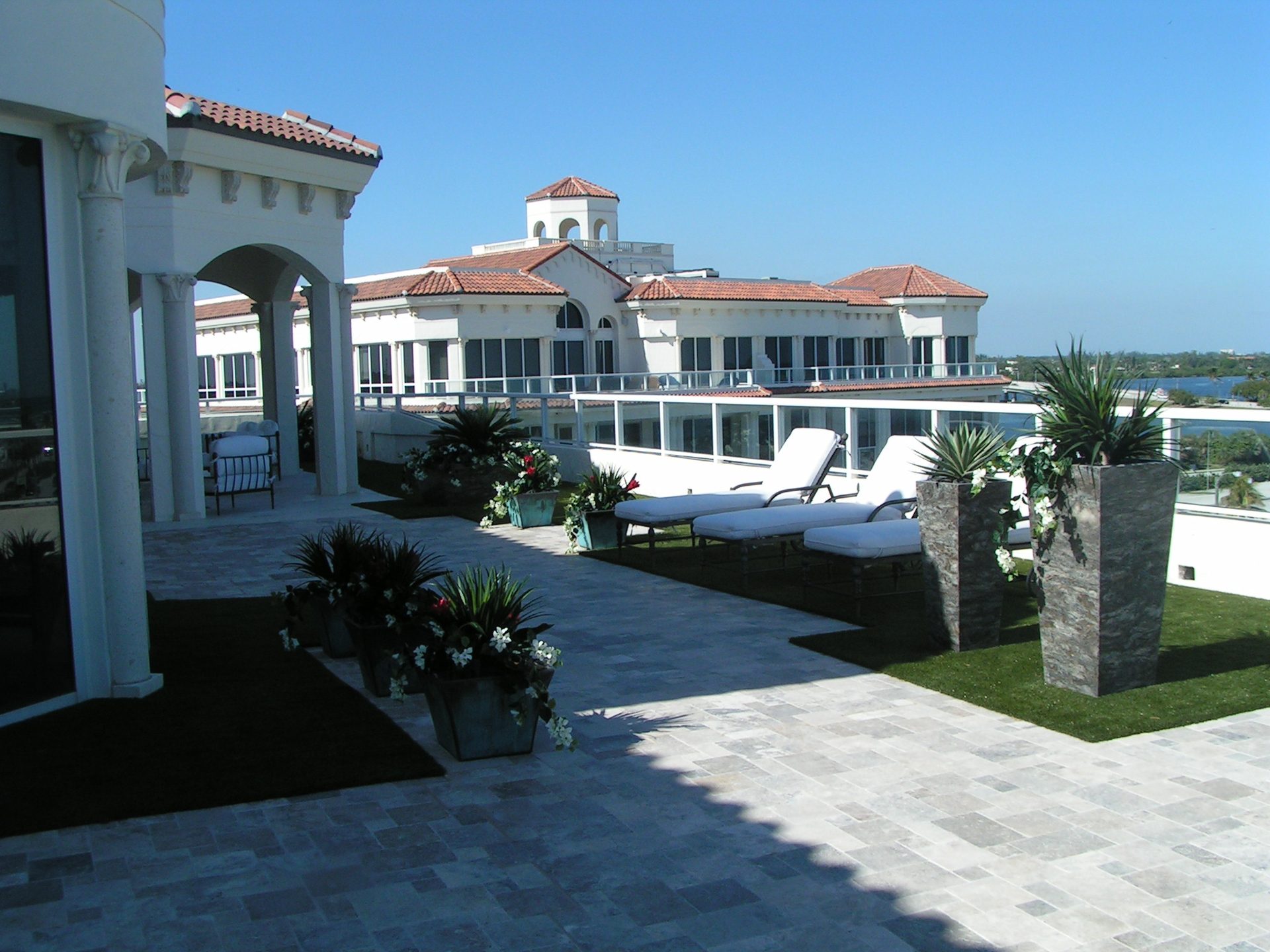 Beach Penthouse — oceanfront terrace garden